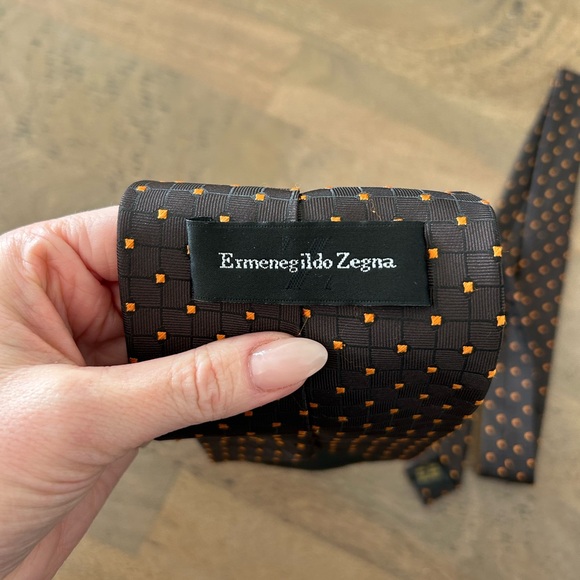Ermenegildo Zegna Brown Tie - Picture 2 of 6